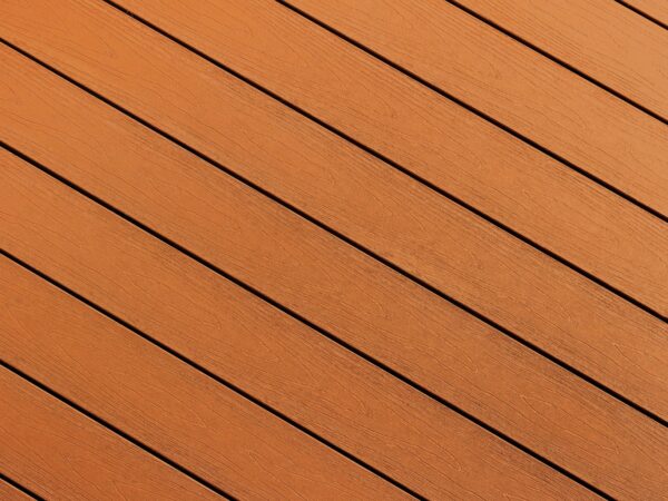 trunorthsolidcompositedeckingcaramel